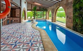 Luxury Villa Esmeralda